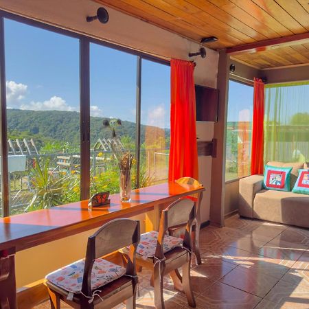 Lidia'S Mountain View Vacation Homes モンテベルデ エクステリア 写真