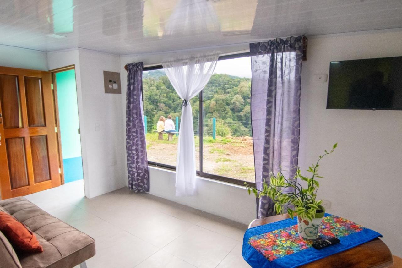 Lidia'S Mountain View Vacation Homes モンテベルデ エクステリア 写真