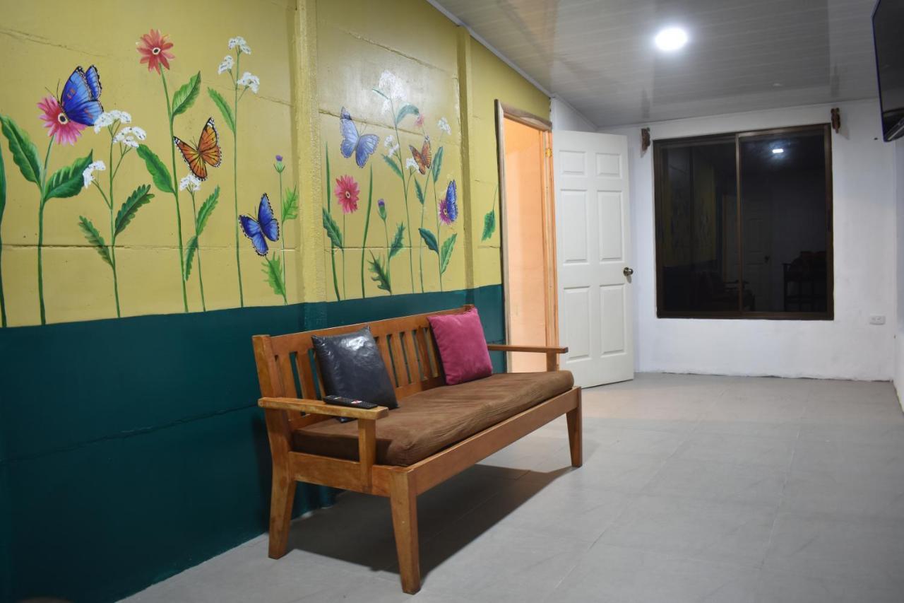 Lidia'S Mountain View Vacation Homes モンテベルデ エクステリア 写真