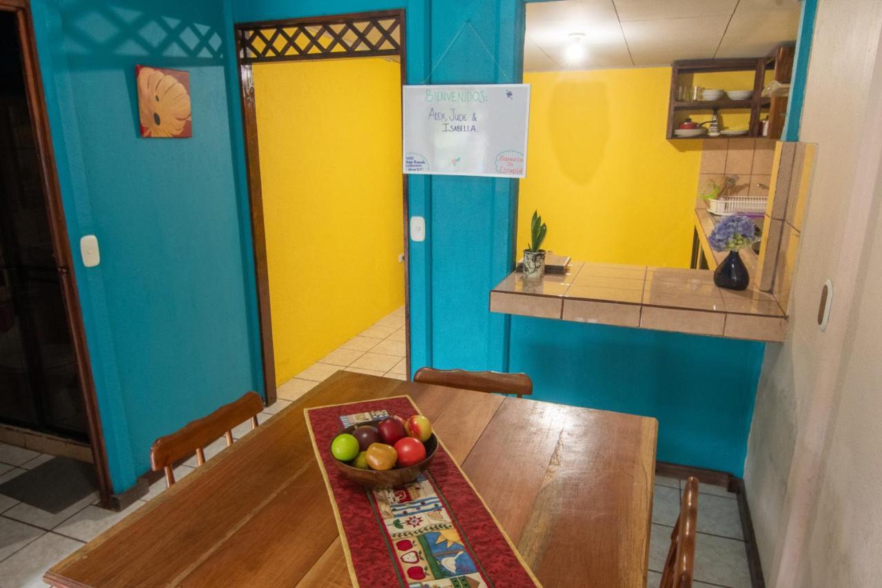 Lidia'S Mountain View Vacation Homes モンテベルデ エクステリア 写真