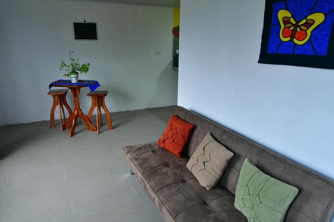 Lidia'S Mountain View Vacation Homes モンテベルデ エクステリア 写真