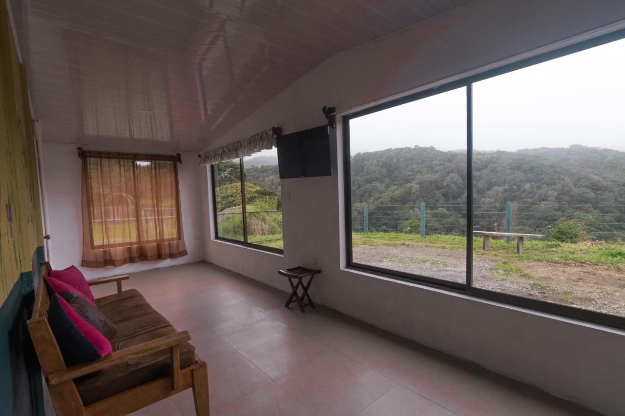 Lidia'S Mountain View Vacation Homes モンテベルデ エクステリア 写真