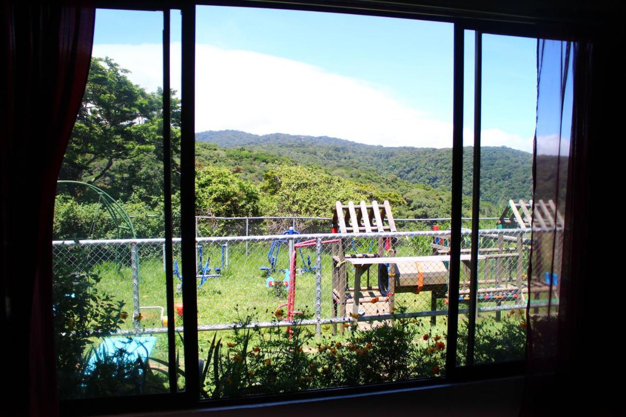 Lidia'S Mountain View Vacation Homes モンテベルデ エクステリア 写真