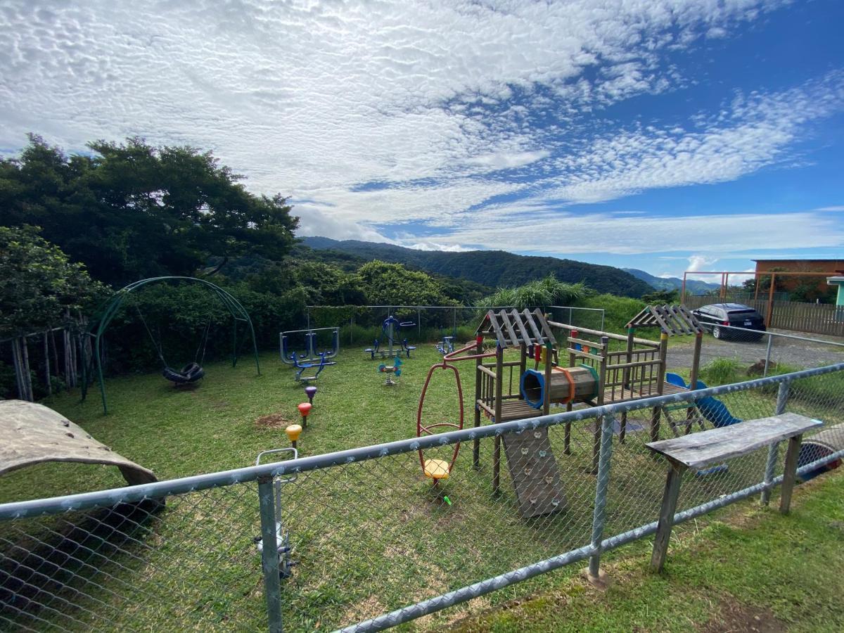 Lidia'S Mountain View Vacation Homes モンテベルデ エクステリア 写真